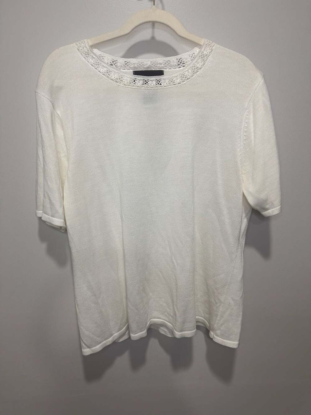 Sag Harbor Women's Costal Knit Top with Crochet Trim Neckline, Sz L